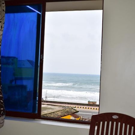 Hotel Lovely Inn ! Puri Пури Экстерьер фото